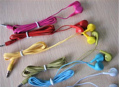 一般納稅人工廠一次性航空耳機(jī) 便宜耳機(jī) 歡迎咨詢訂購(gòu)